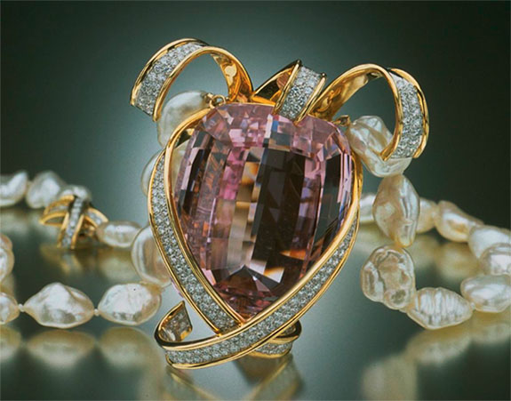 paloma picasso most famous jewellery